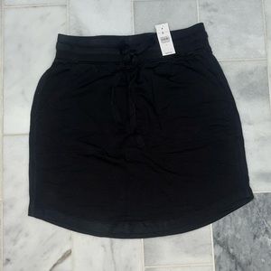 NWT, Lou & Grey Black Athletic Skirt, Size Small